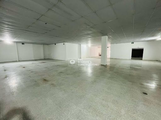 Local en arriendo Antioquia Envigado Jardines 476 m2 Habitaciones 0 Baños 0 Garajes 0 Precio $21500000