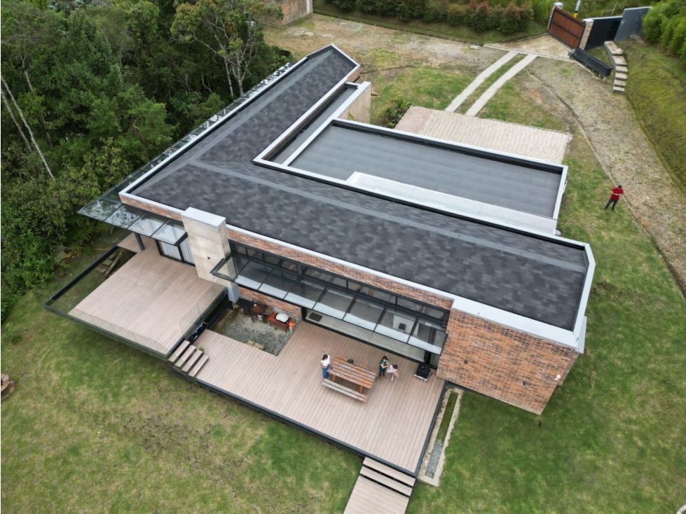 Casa Campestre en venta Antioquia Envigado Envigado 340 m2 Habitaciones 4 Baños 5 Garajes 3 Precio $3200000000