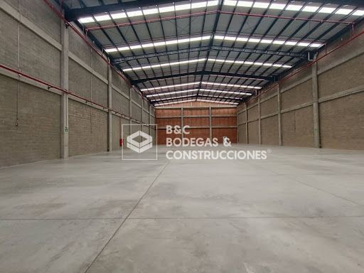 Bodega en arriendo Antioquia Rionegro Centro 1924 m2 Habitaciones 0 Baños 3 Garajes 4 Precio $55800000