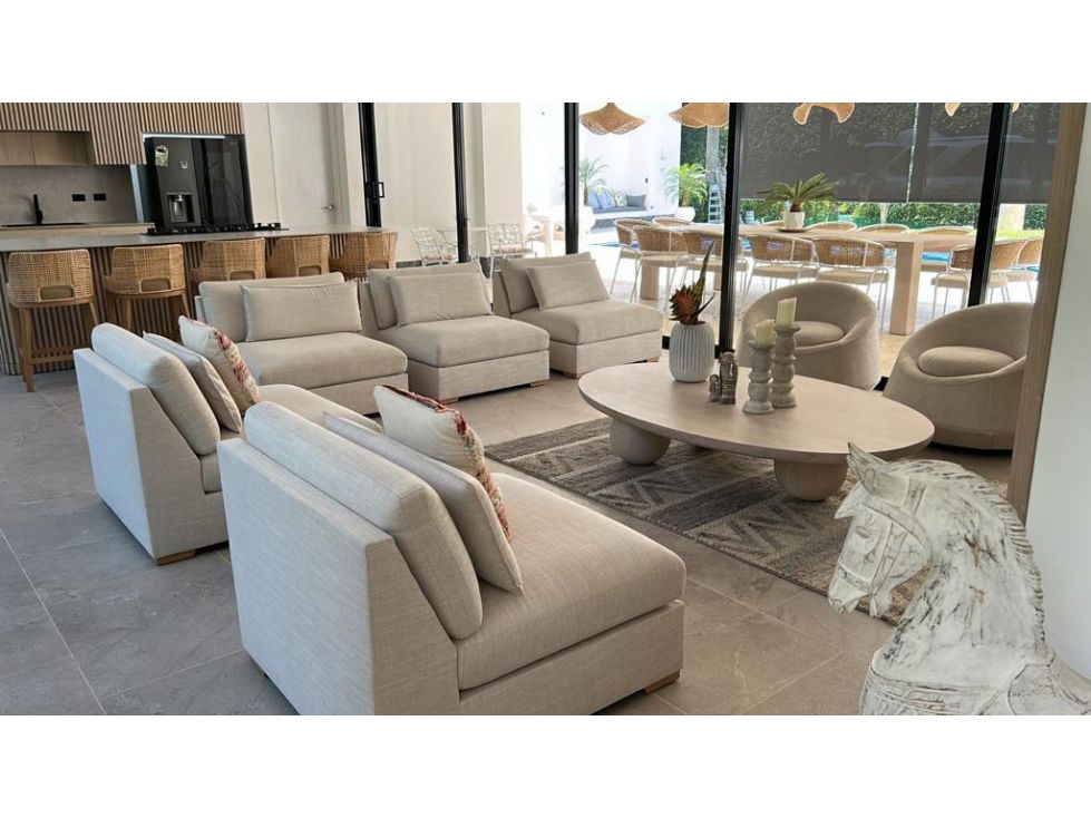 Finca en venta Antioquia San Jerónimo San Jerónimo 490 m2 Habitaciones 6 Baños 5 Garajes 2 Precio $2300000000