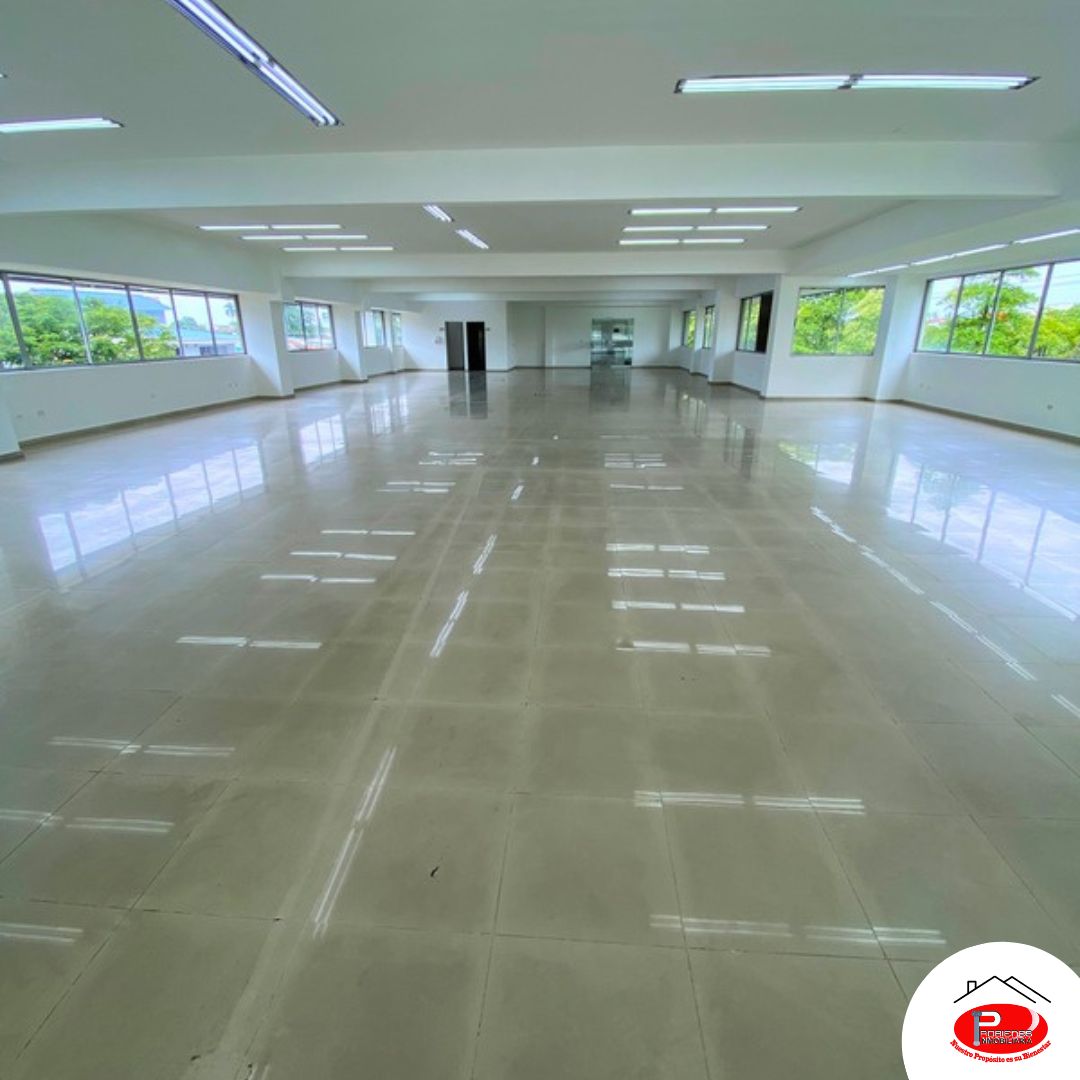 Local Comercial en arriendo Valle Del Cauca Cali Ciudad Capri 571 m2 Habitaciones 1 Baños 2 Garajes 6 Precio $17830400