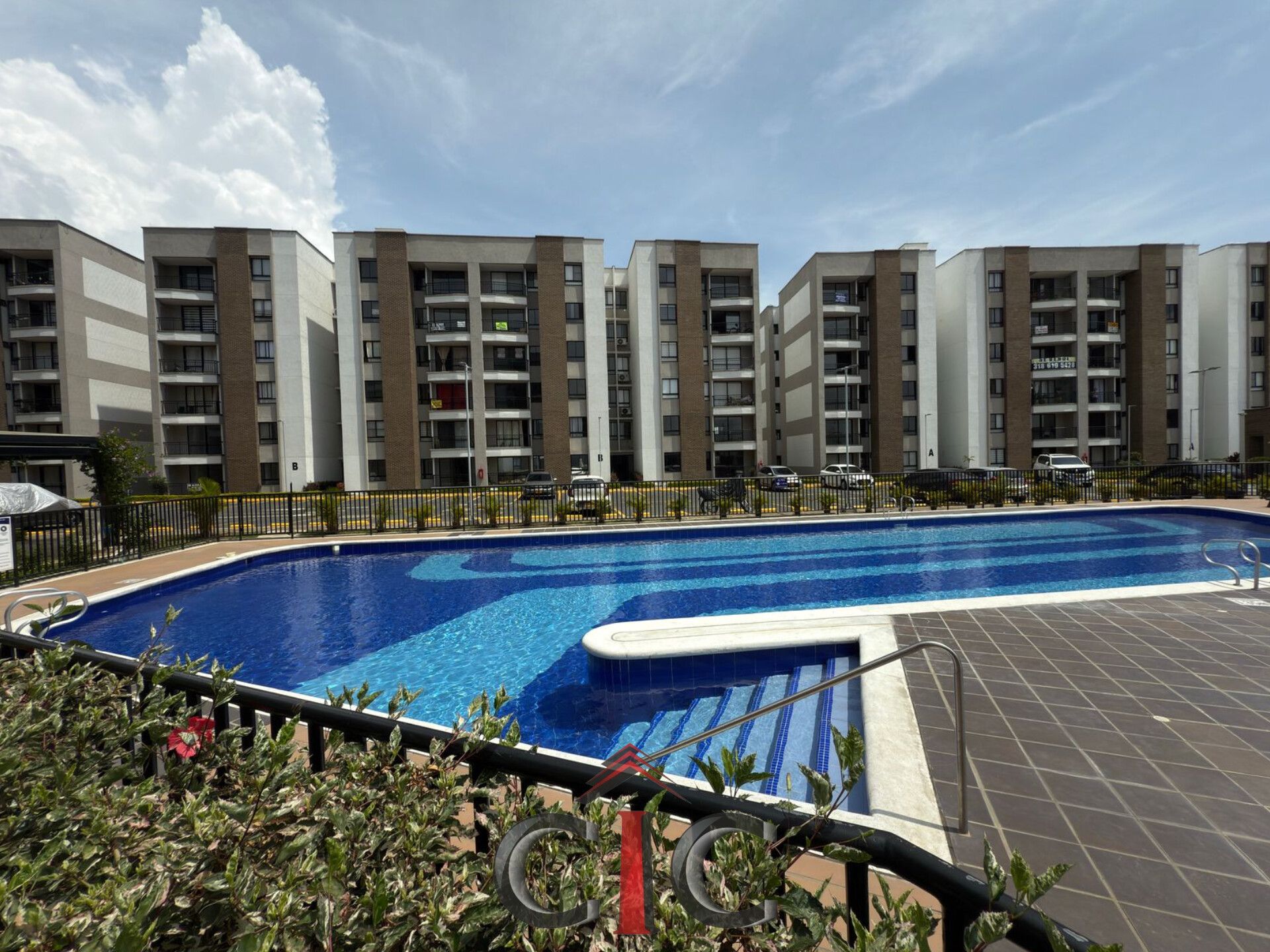 Apartamento en arriendo Valle Del Cauca Jamundí Ub Alferez Real 70 m2 Habitaciones 3 Baños 2 Garajes 1 Precio $1852000