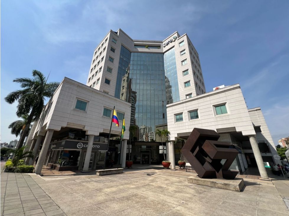 Oficina en venta Santander Bucaramanga Bolivar 163 m2 Habitaciones 0 Baños 2 Garajes 3 Precio $880000000