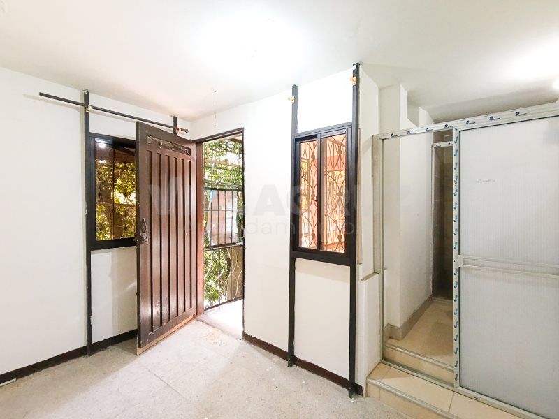 Apartamento en arriendo Antioquia Medellín Sevilla 50 m2 Habitaciones 2 Baños 2 Garajes 0 Precio $1200000