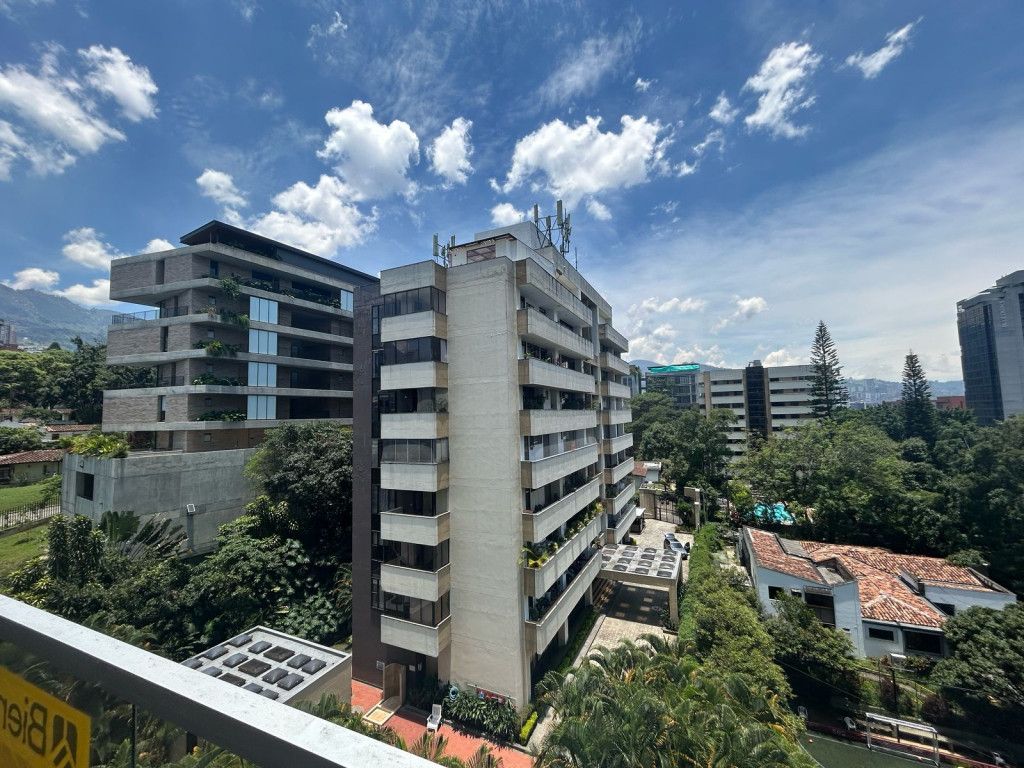Apartamento en arriendo Antioquia Medellín Medellín 70 m2 Habitaciones 2 Baños 2 Garajes 2 Precio $4800000