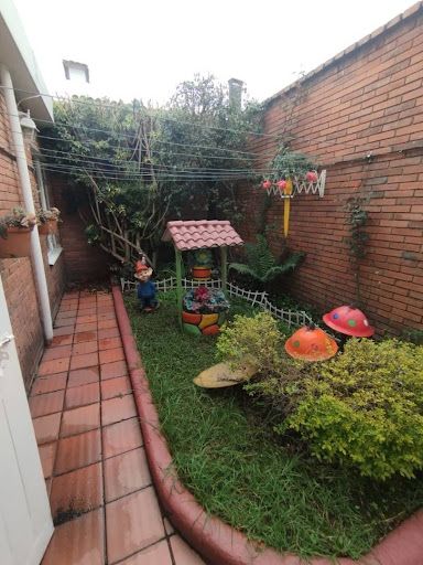 Casa en venta Cundinamarca Bogotá Niza Norte 270 m2 Habitaciones 3 Baños 4 Garajes 2 Precio $850000000