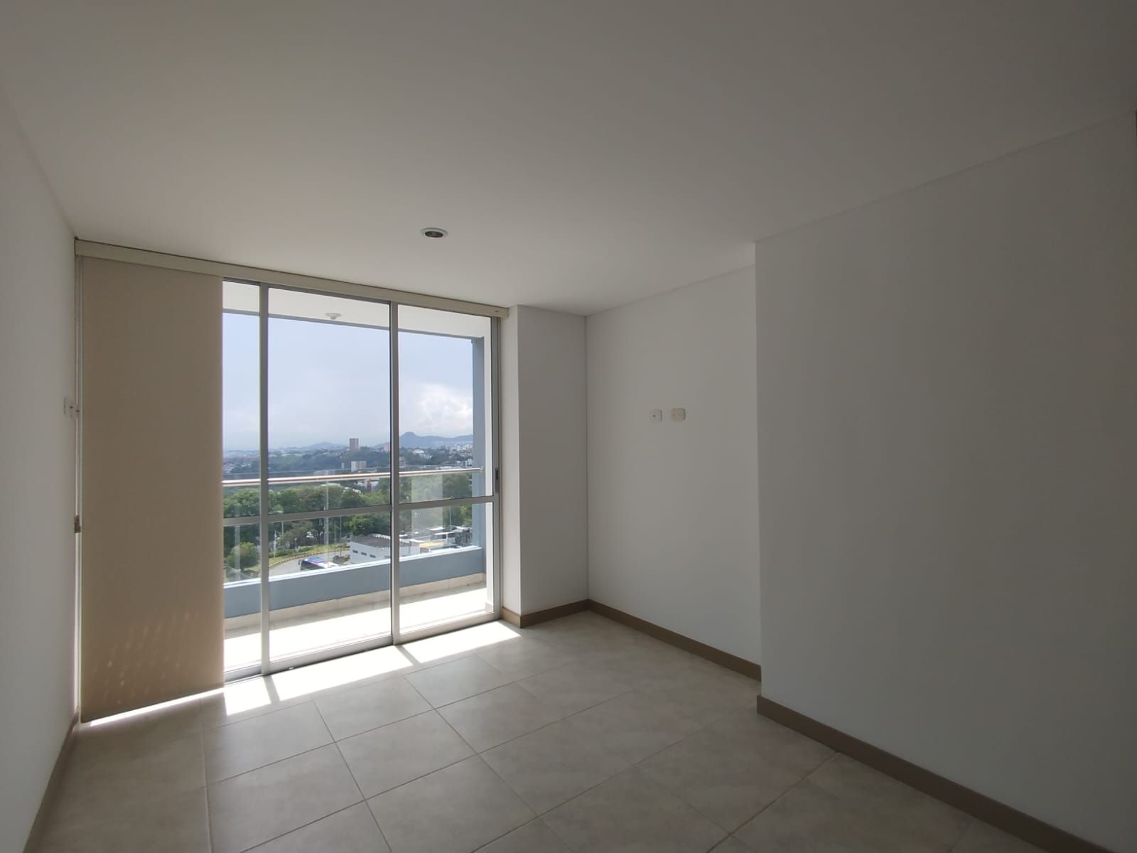 Apartamento en arriendo Risaralda Pereira Los Angeles 77 m2 Habitaciones 3 Baños 2 Garajes 1 Precio $2600000