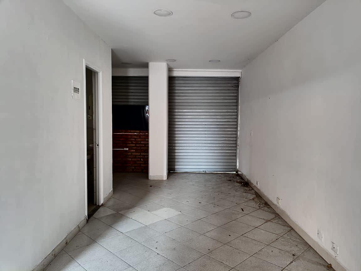 Local en arriendo Antioquia Medellín La Mota 30 m2 Habitaciones 0 Baños 1 Garajes 0 Precio $2500000