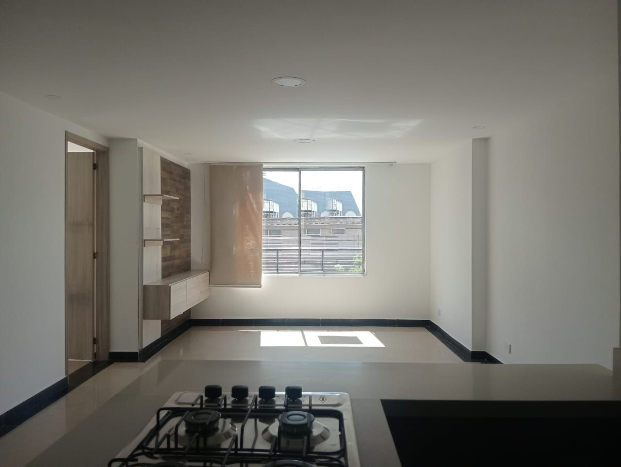 Apartamento en arriendo Antioquia Medellín La Castellana 95 m2 Habitaciones 3 Baños 3 Garajes 0 Precio $3500000