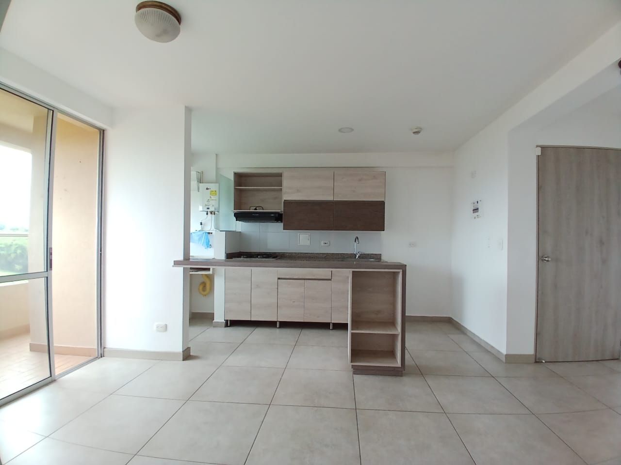 Apartamento en arriendo o venta Risaralda Pereira Avenida 30 De Agosto 72 m2 Habitaciones 3 Baños 2 Garajes 1 Precio venta $385000000 Precio arriendo $1750000