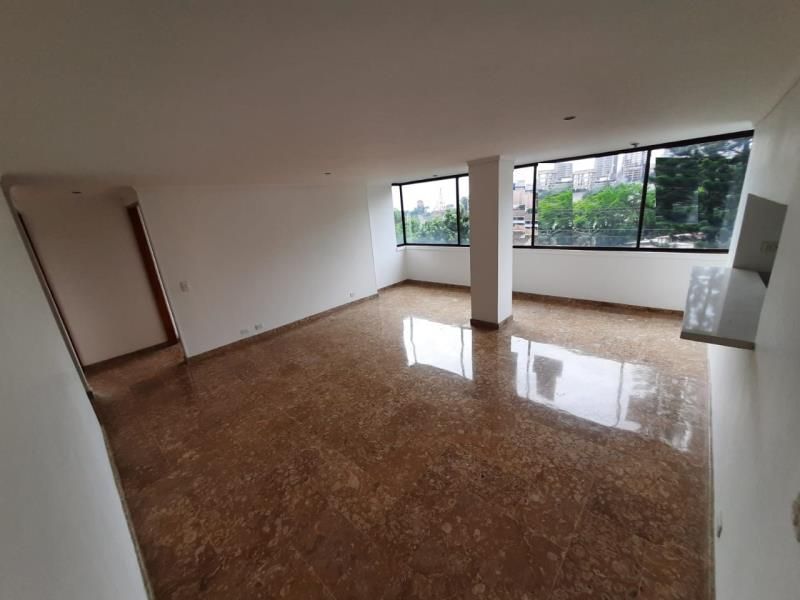 Apartamento en arriendo Antioquia Medellín El Poblado 110 m2 Habitaciones 3 Baños 3 Garajes 2 Precio $4500000