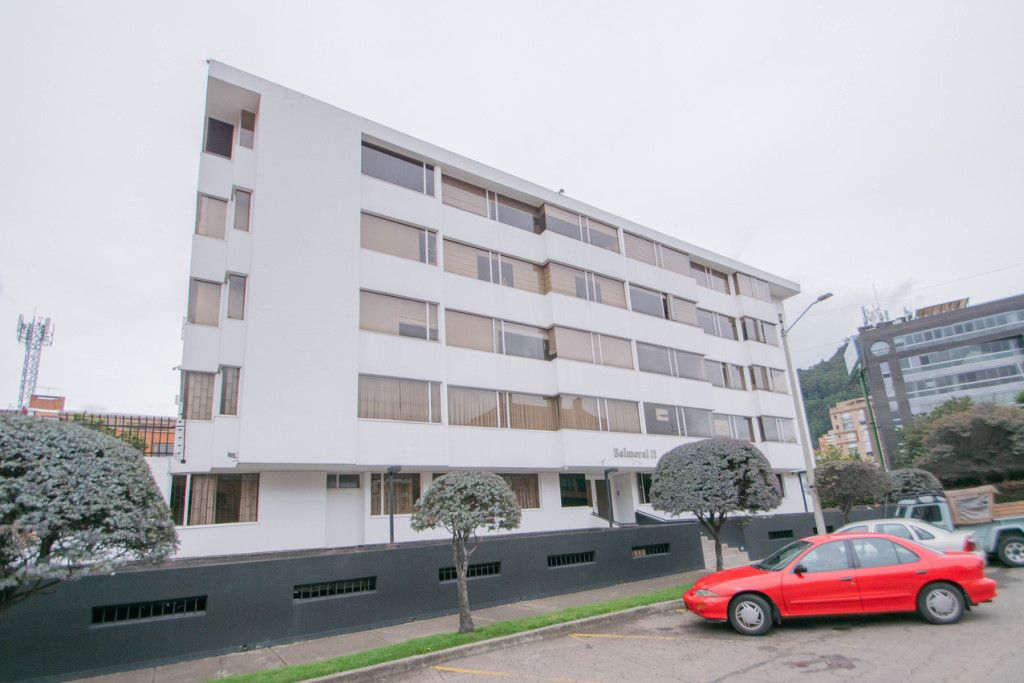 Apartamento en venta Cundinamarca Bogotá Santa Barbara Central 70 m2 Habitaciones 2 Baños 2 Garajes 1 Precio $420000000