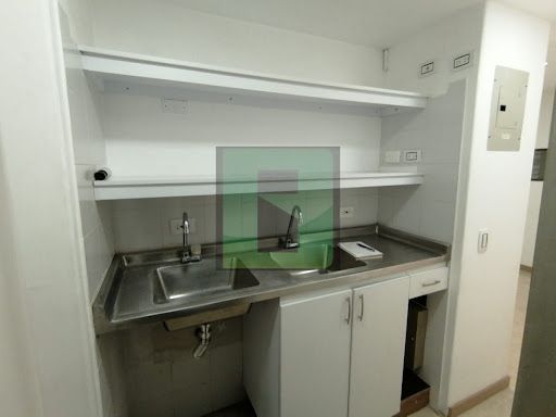 Local en arriendo Antioquia Medellín Laureles 40 m2 Habitaciones 0 Baños 1 Garajes 1 Precio $3450000
