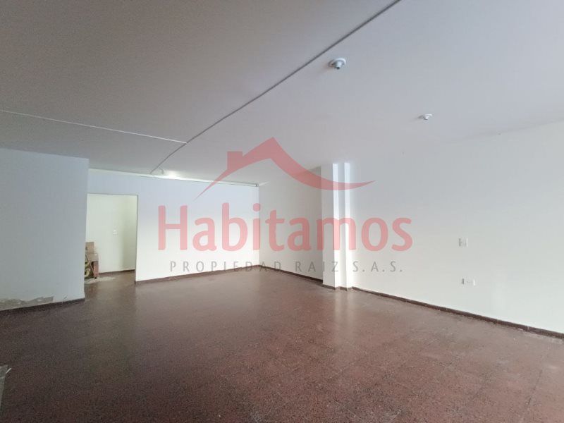 Local en arriendo Antioquia Medellín Florencia 70 m2 Habitaciones 0 Baños 2 Garajes 0 Precio $2000000