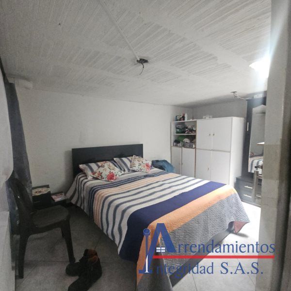 Casa en venta Antioquia Medellín Los Alpes 80 m2 Habitaciones 4 Baños 2 Garajes 0 Precio $400000000