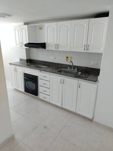 Apartamento en arriendo Antioquia Envigado Villa Grande 98 m2 Habitaciones 3 Baños 2 Garajes 1 Precio $3800000