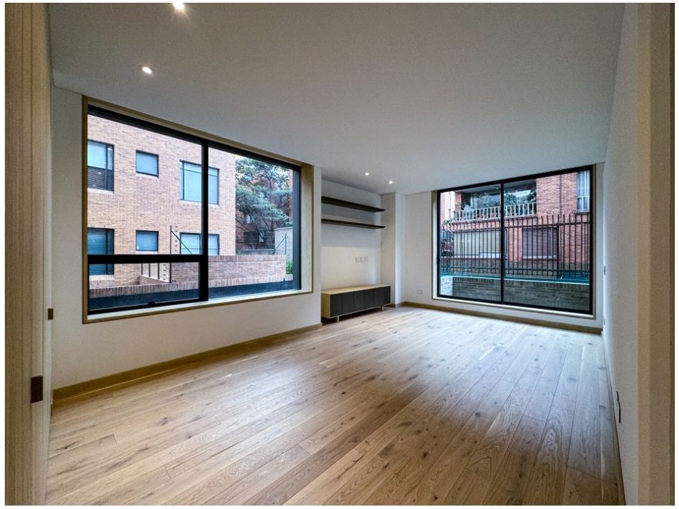 Apartamento en arriendo o venta Cundinamarca Bogotá Chico 261 m2 Habitaciones 3 Baños 5 Garajes 4 Precio venta $4800000000 Precio arriendo $28200000