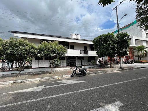 Casa en venta Huila Neiva Jose Eustacio Rivera 414 m2 Habitaciones 4 Baños 6 Garajes 2 Precio $2200000000