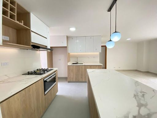 Apartamento en arriendo Antioquia Medellín Alejandria 120 m2 Habitaciones 3 Baños 3 Garajes 2 Precio $6500000