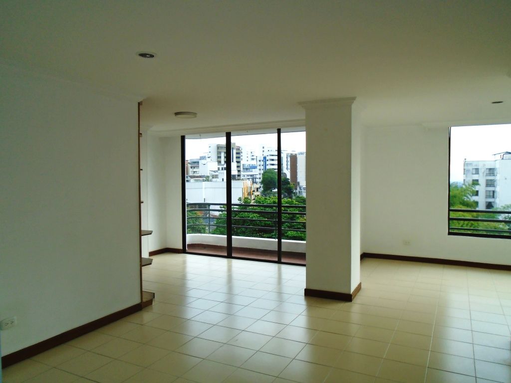 Apartamento en arriendo o venta Risaralda Pereira Los Alpes 128 m2 Habitaciones 3 Baños 2 Garajes 1 Precio venta $480000000 Precio arriendo $2800000