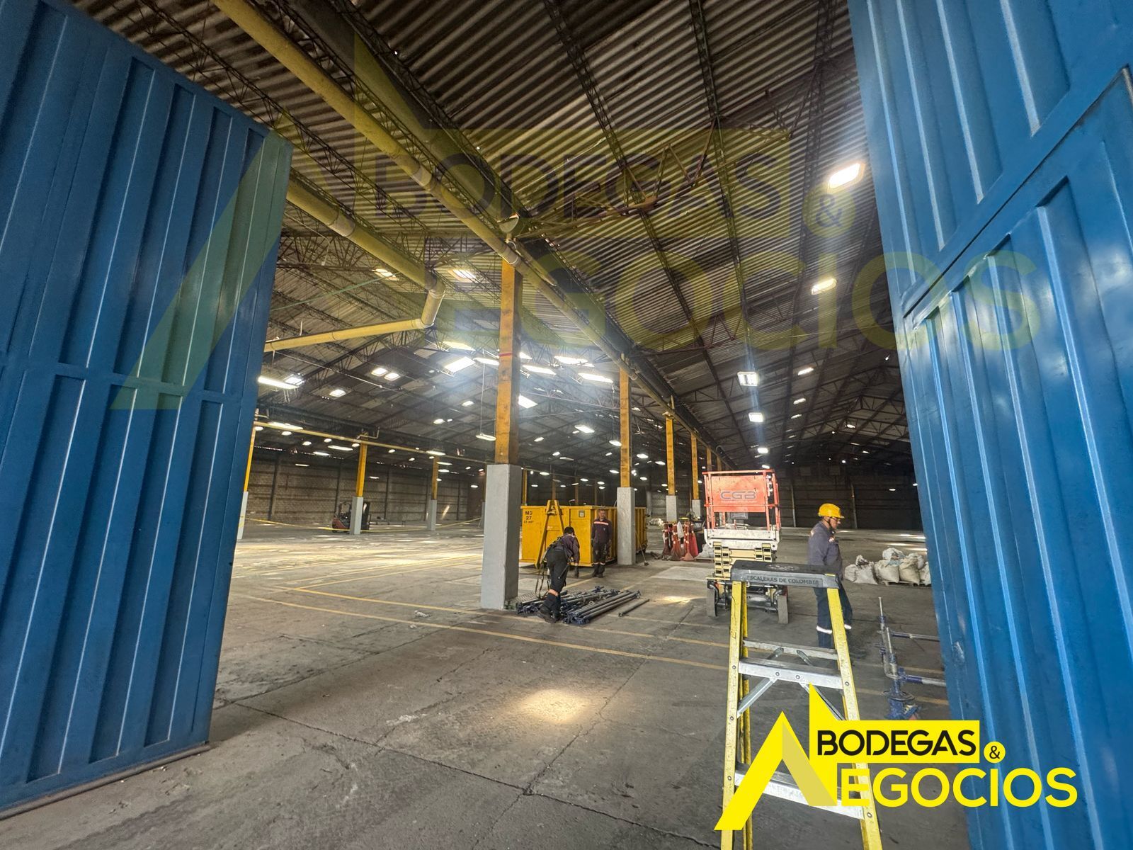 Bodega en arriendo Antioquia Itagüí Centro 6000 m2 Habitaciones 0 Baños 6 Garajes 6 Precio $160000000