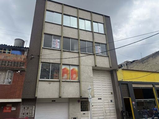 Bodega en venta Cundinamarca Bogotá La Granja 551 m2 Habitaciones 0 Baños 4 Garajes 2 Precio $3200000000