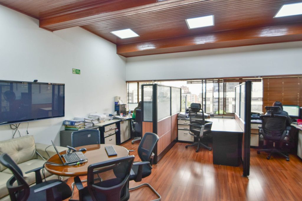 Oficina en venta Cundinamarca Bogotá Chicó Norte 82 m2 Habitaciones 0 Baños 1 Garajes 1 Precio $650000000