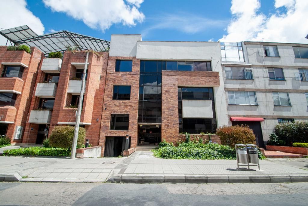 Oficina en arriendo Cundinamarca Bogotá La Soledad 935 m2 Habitaciones 0 Baños 0 Garajes 0 Precio $26800000