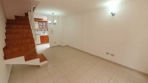 Casa en venta Cundinamarca Bogotá El Pino 78 m2 Habitaciones 3 Baños 2 Garajes 1 Precio $340000000