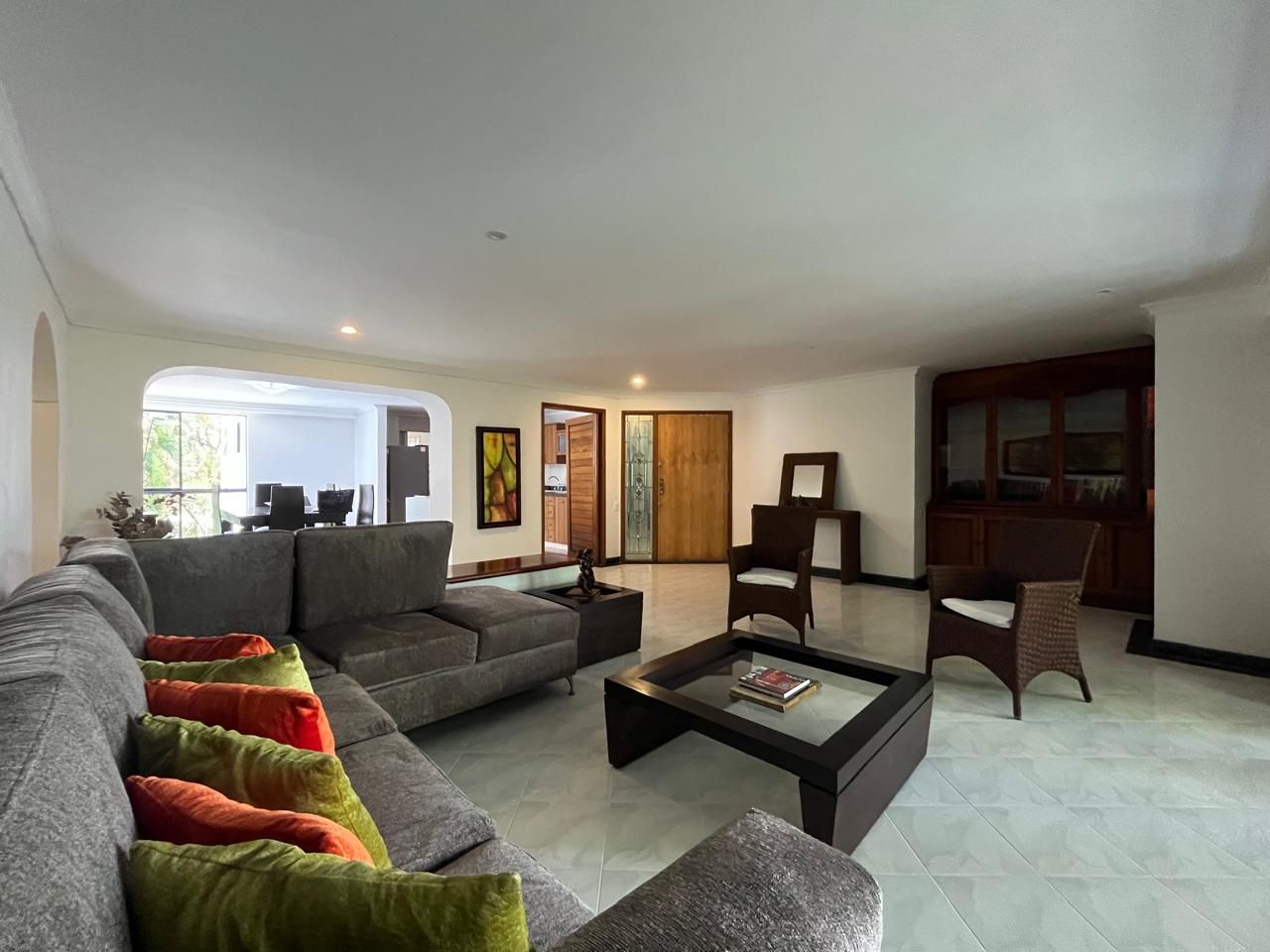 Apartamento en arriendo Antioquia Medellín Mirador Del Doce 200 m2 Habitaciones 3 Baños 3 Garajes 1 Precio $11650000