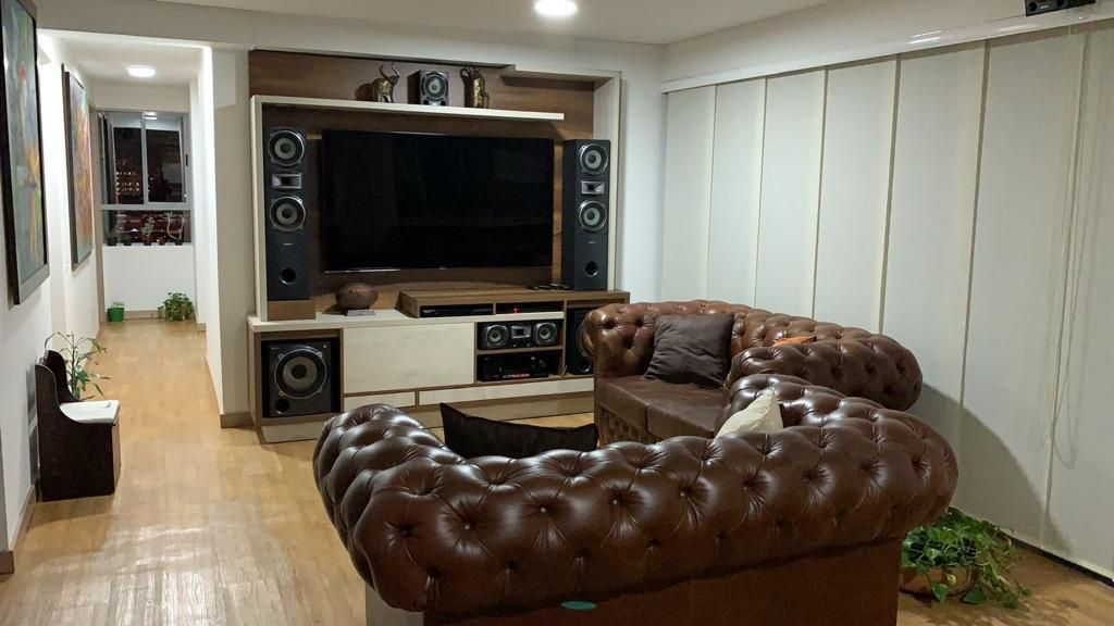 Apartamento en arriendo Antioquia Medellín Castropol 94 m2 Habitaciones 3 Baños 2 Garajes 2 Precio $7650000