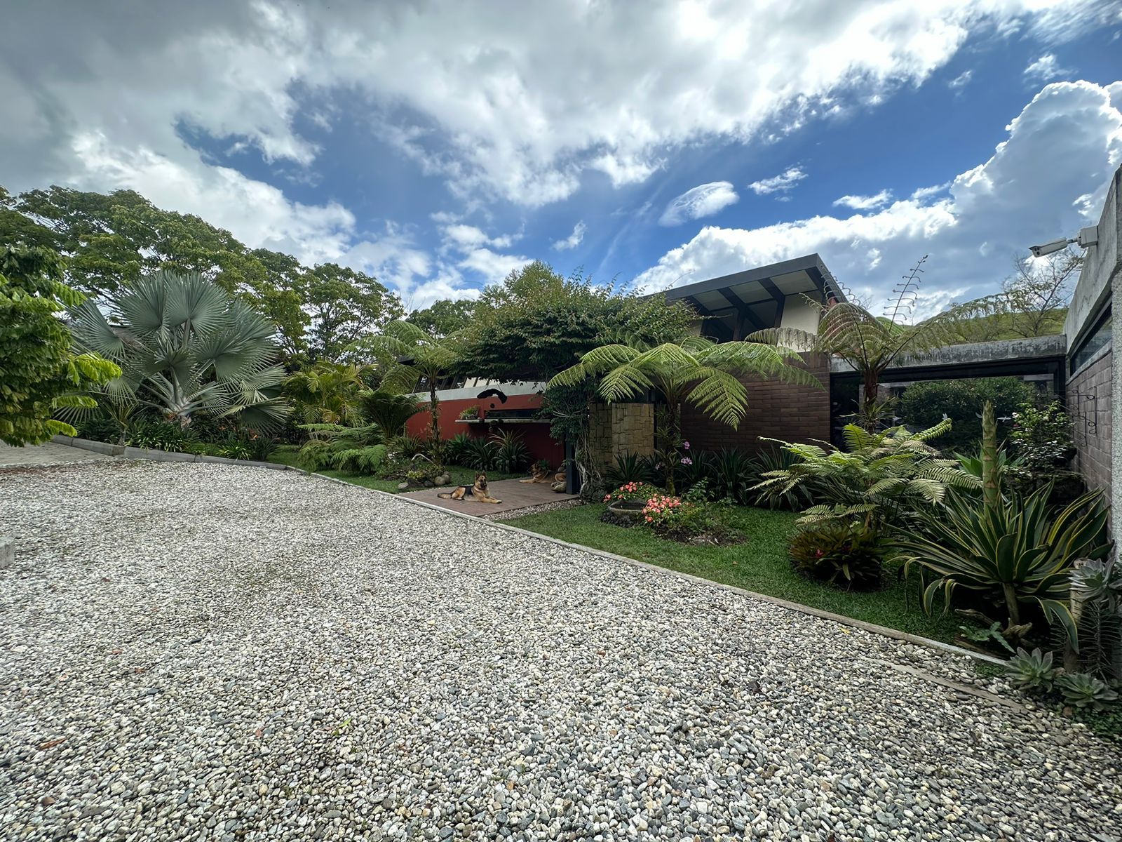 Finca en arriendo Antioquia El Carmen De Viboral El Carmen De Viboral 269 m2 Habitaciones 3 Baños 3 Garajes 7 Precio $9000000