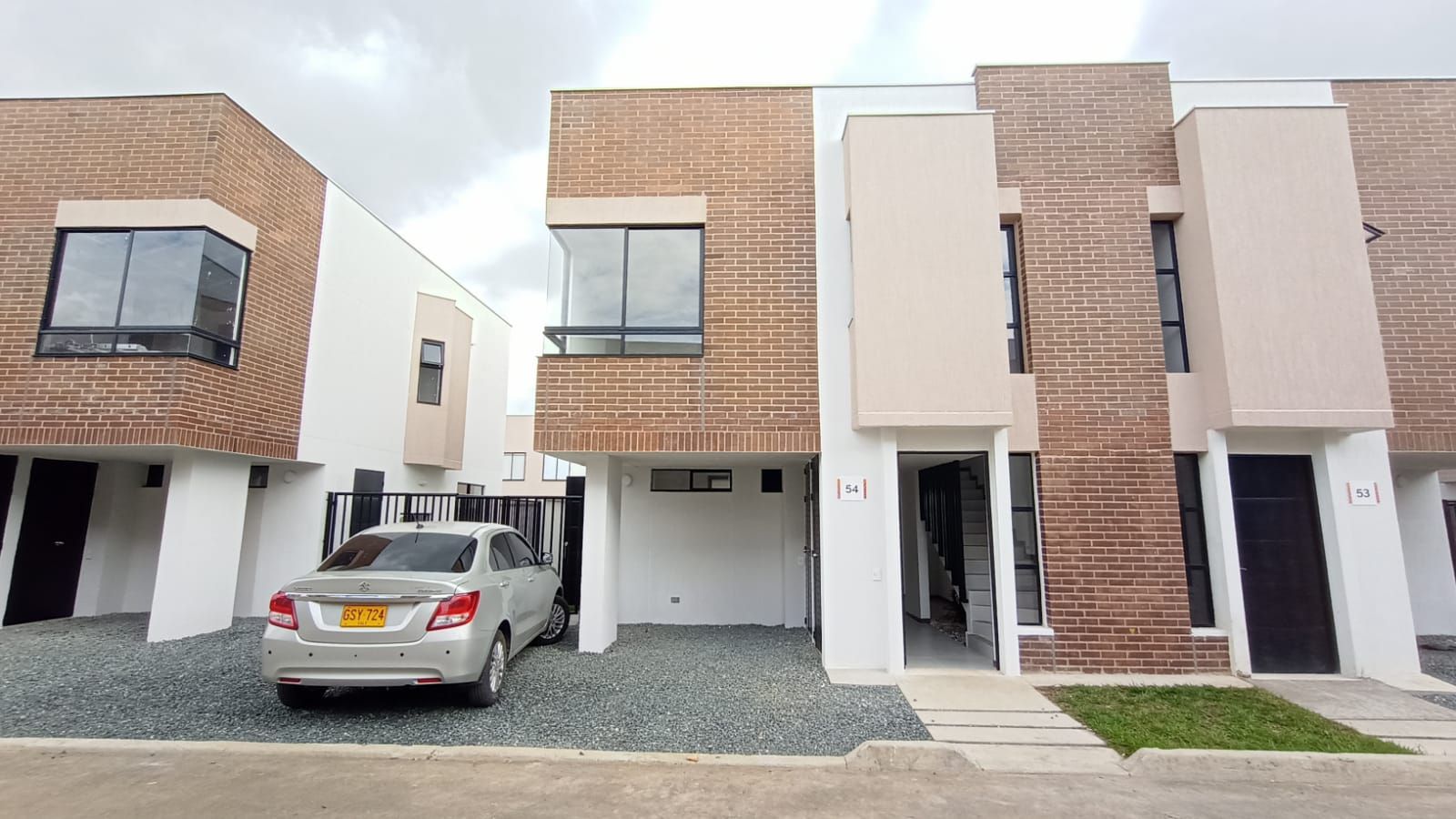 Casa en venta Valle Del Cauca Cali El Cedro 120 m2 Habitaciones 3 Baños 3 Garajes 1 Precio $490000000