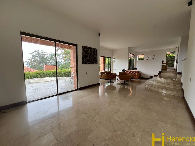 Casa en arriendo Antioquia Medellín San Lucas 378 m2 Habitaciones 4 Baños 4 Garajes 2 Precio $18000000