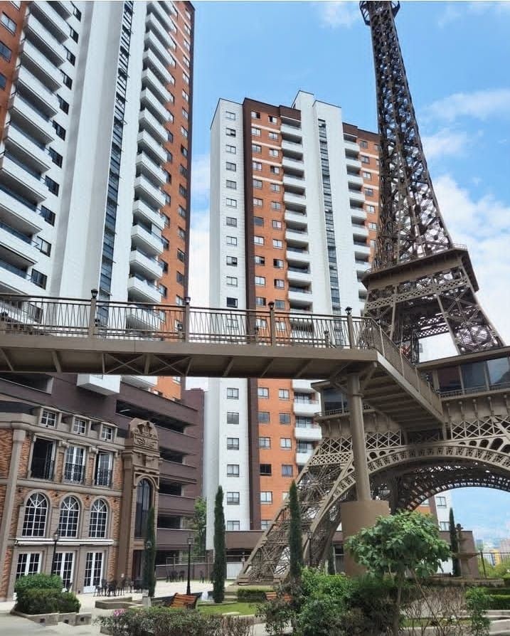 Apartamento en venta Antioquia Sabaneta Los Alcázares 86 m2 Habitaciones 3 Baños 2 Garajes 0 Precio $800000000