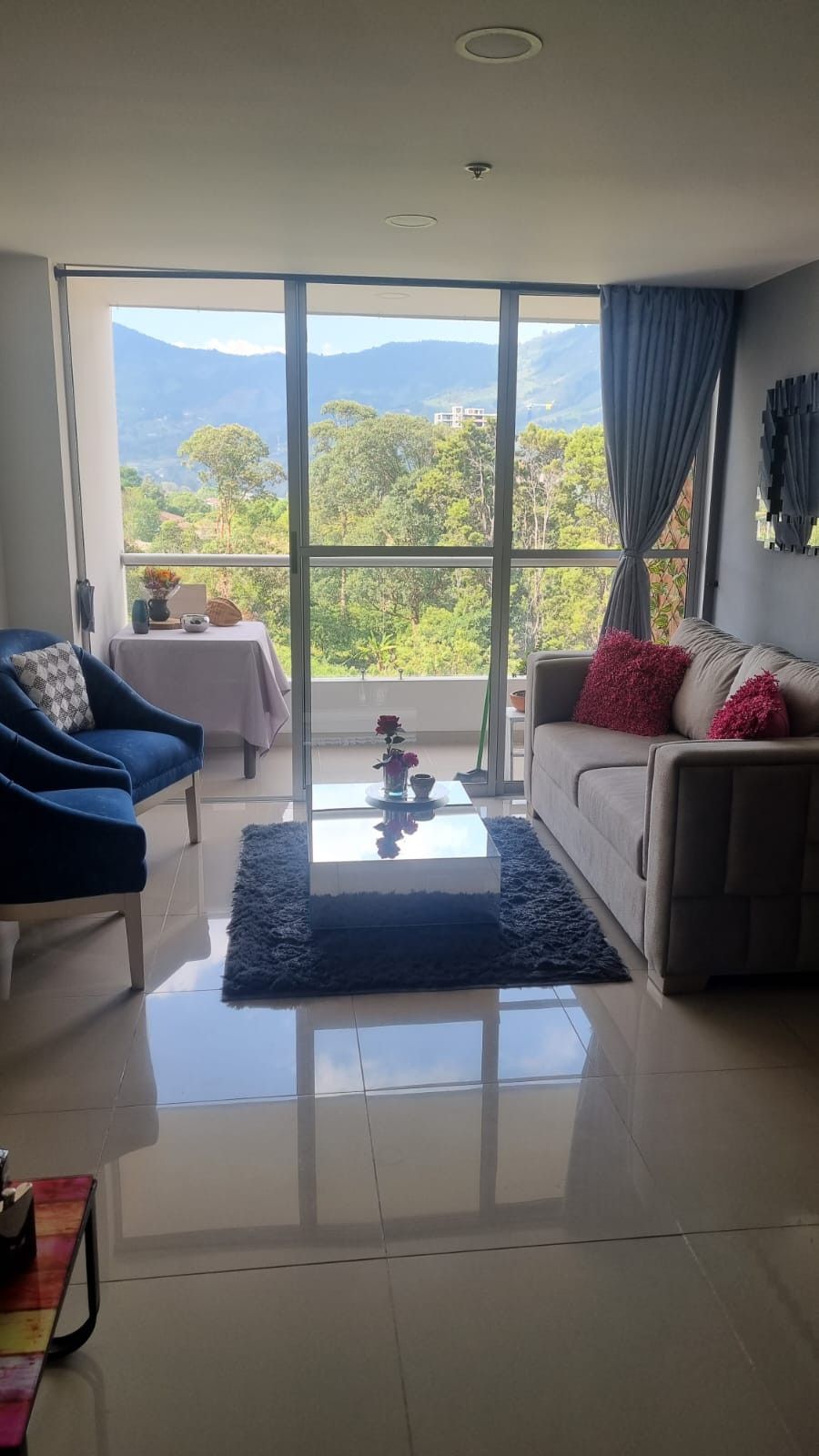Apartamento en venta Antioquia La Estrella Entre Amigos 74 m2 Habitaciones 3 Baños 2 Garajes 1 Precio $430000000