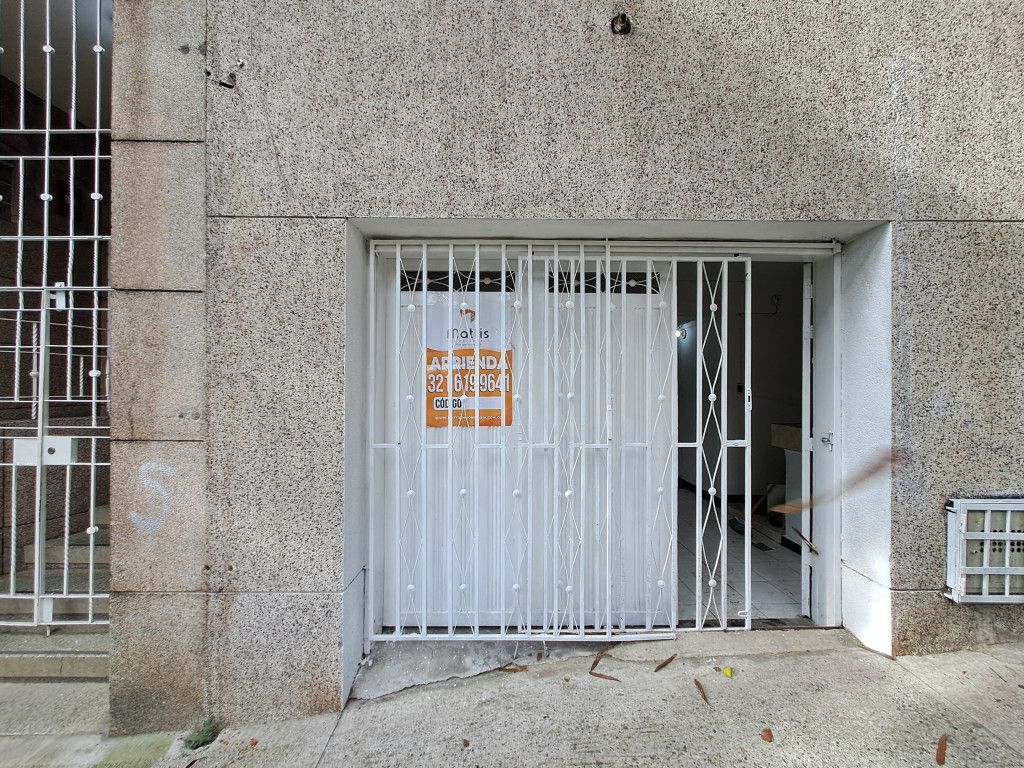 Local en arriendo Antioquia Medellín Prado 40 m2 Habitaciones 0 Baños 1 Garajes 0 Precio $1500000