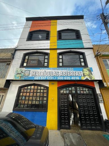 Casa en arriendo Cundinamarca Bogotá Boyacá 877 m2 Habitaciones 1 Baños 4 Garajes 1 Precio $11500000