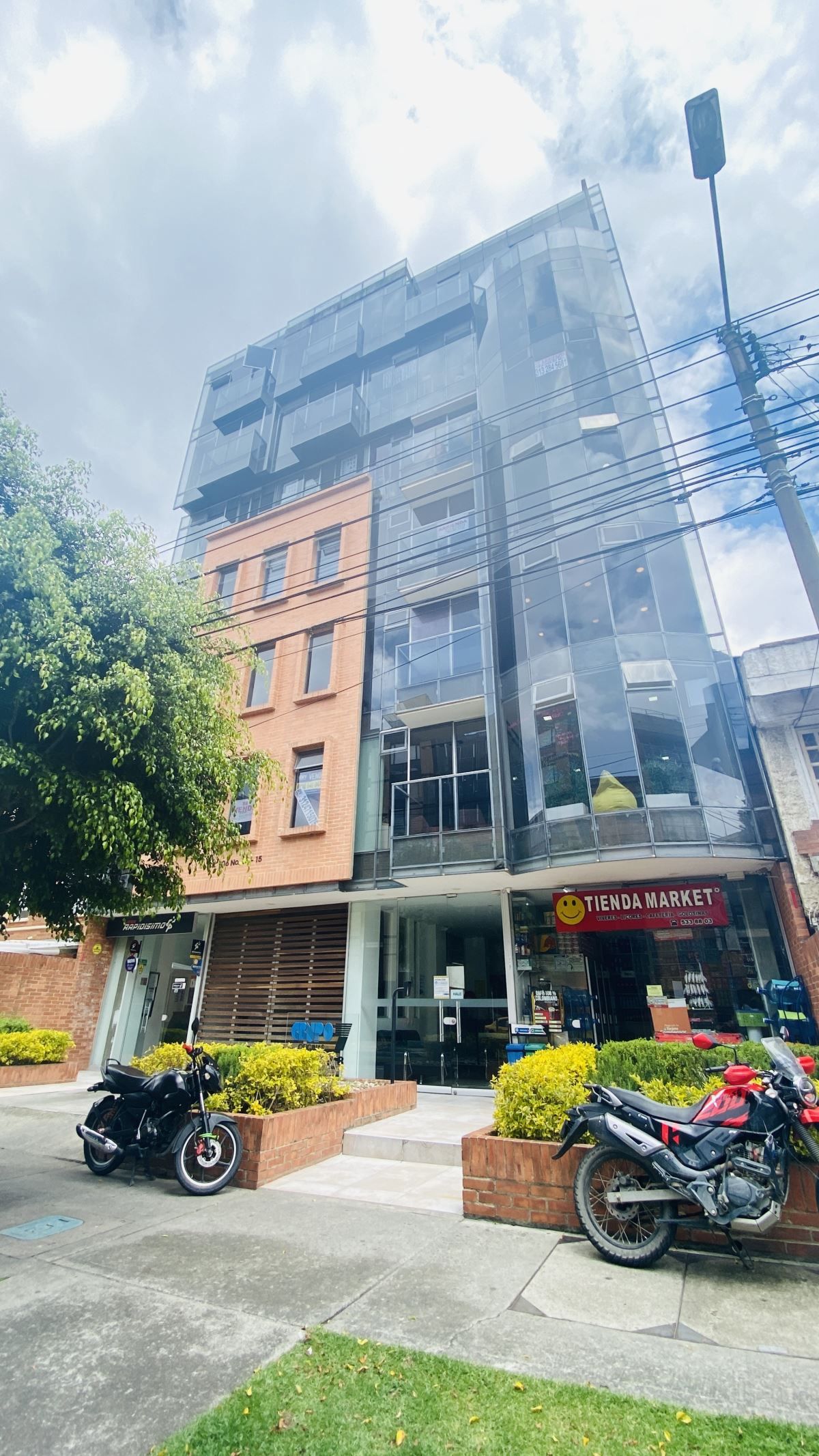 Oficina en arriendo Cundinamarca Bogotá Puente Largo 15 m2 Habitaciones 0 Baños 1 Garajes 0 Precio $703000