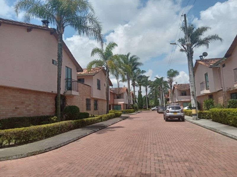 Casa en venta Antioquia Rionegro Gualanday 145 m2 Habitaciones 3 Baños 3 Garajes 1 Precio $800000000