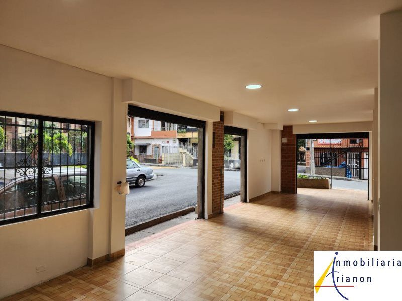 Local en arriendo Antioquia Medellín San Javier No2 100 m2 Habitaciones 0 Baños 1 Garajes 0 Precio $6000000
