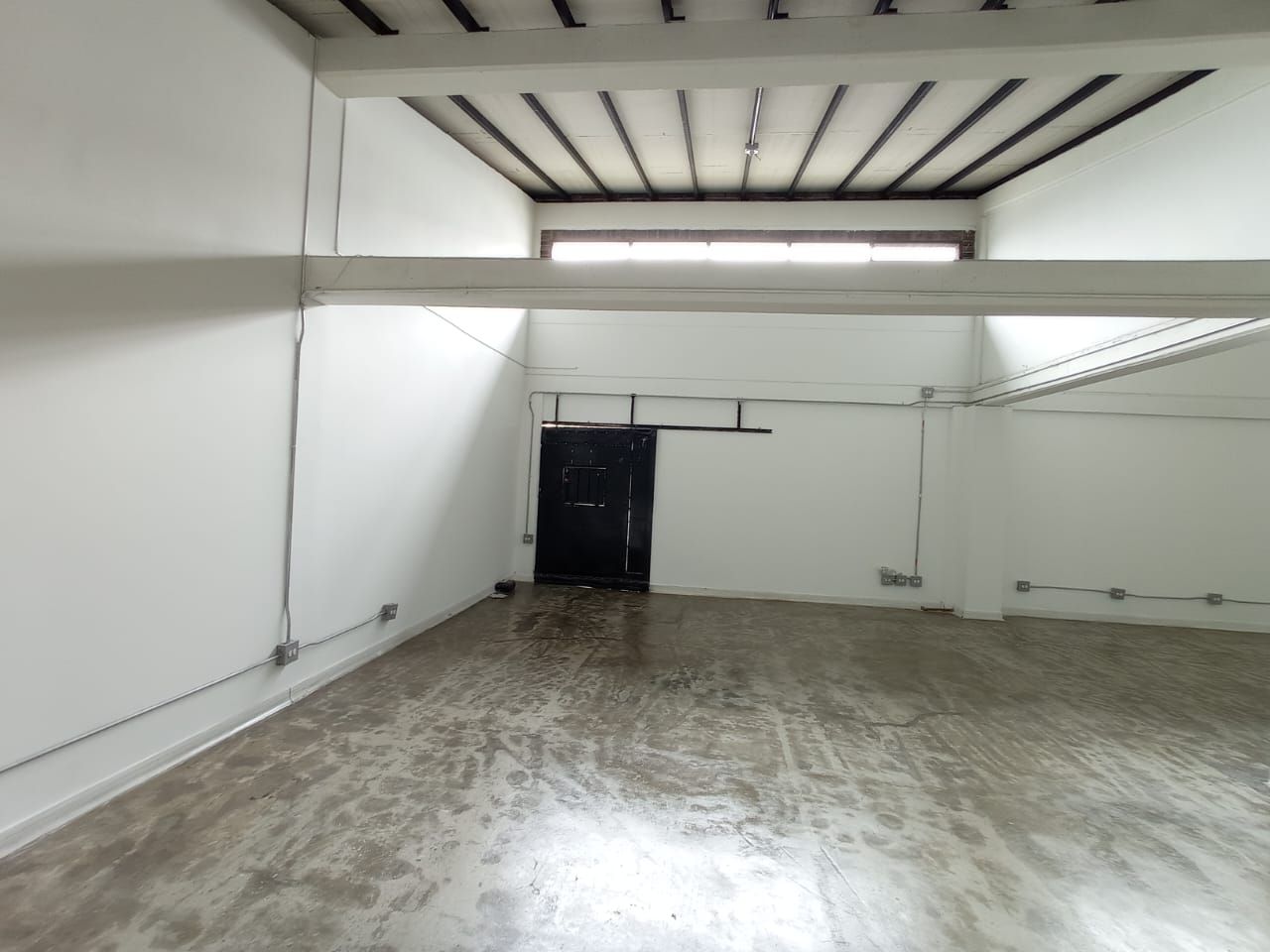 Local en arriendo Antioquia Itagüí 19 De Abril 52 m2 Habitaciones 0 Baños 0 Garajes 0 Precio $2648000