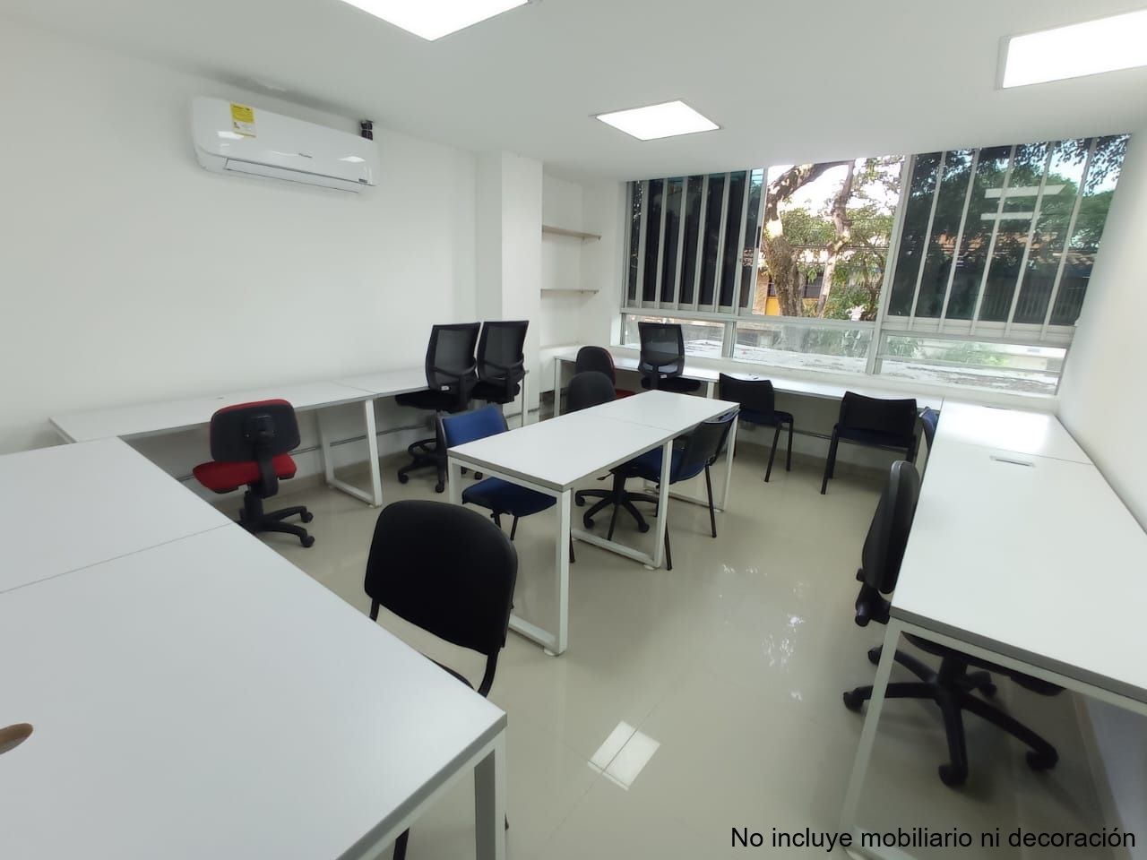 Oficina en arriendo Antioquia Medellín Suramericana 34 m2 Habitaciones 0 Baños 0 Garajes 0 Precio $3400000