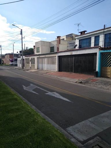 Casa en venta Cundinamarca Bogotá Americas Occidental Et I 145 m2 Habitaciones 4 Baños 3 Garajes 3 Precio $750000000