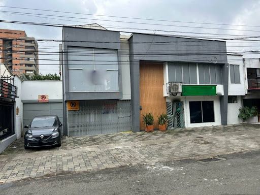 Bodega en arriendo Antioquia Medellín Patio Bonito 480 m2 Habitaciones 0 Baños 5 Garajes 4 Precio $19500000