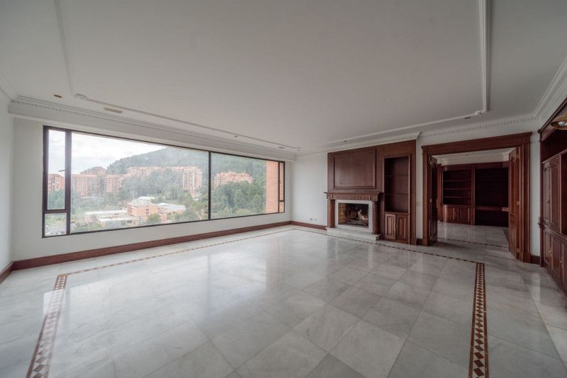 Apartamento en venta Cundinamarca Bogotá Cerros De Santa Barbara 457 m2 Habitaciones 4 Baños 4 Garajes 5 Precio $3900000000