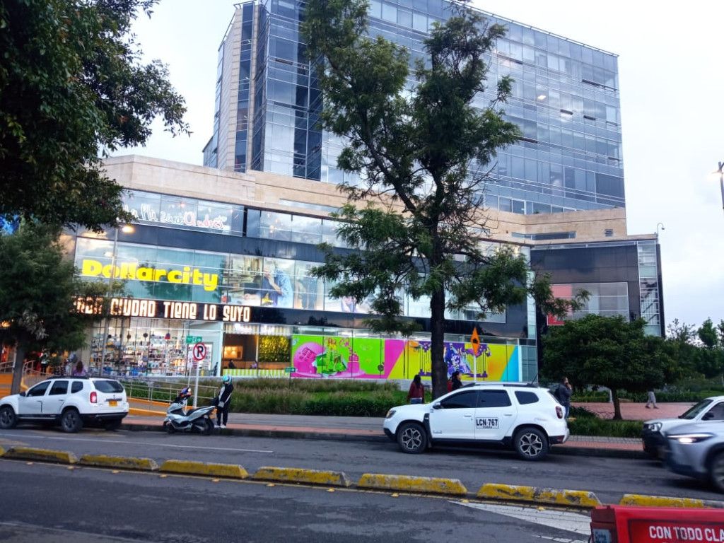 Oficina en arriendo Cundinamarca Bogotá Santa Catalina 56 m2 Habitaciones 0 Baños 0 Garajes 3 Precio $6845000