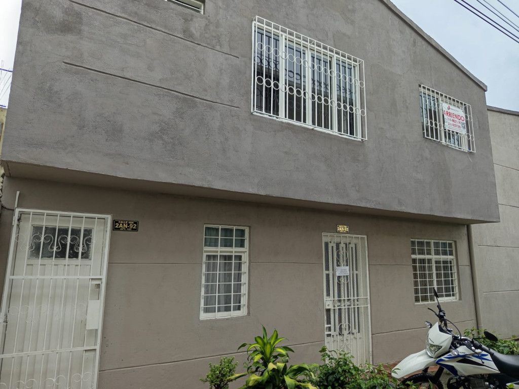 Apartaestudio en arriendo Valle Del Cauca Cali Urbanización La Merced 55 m2 Habitaciones 1 Baños 1 Garajes 0 Precio $680000