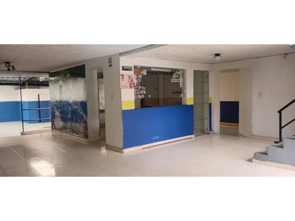 Local en arriendo Cundinamarca Bogotá Santa Barbara Oriental 453 m2 Habitaciones 0 Baños 3 Garajes 4 Precio $18000000