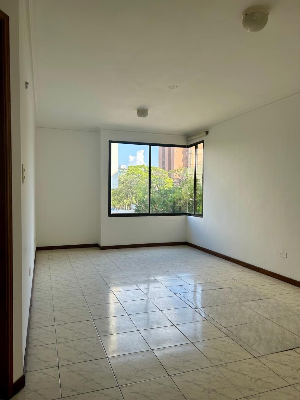 Apartamento en arriendo o venta Atlántico Barranquilla Altos Del Prado 90 m2 Habitaciones 2 Baños 2 Garajes 1 Precio venta $250000000 Precio arriendo $2422500